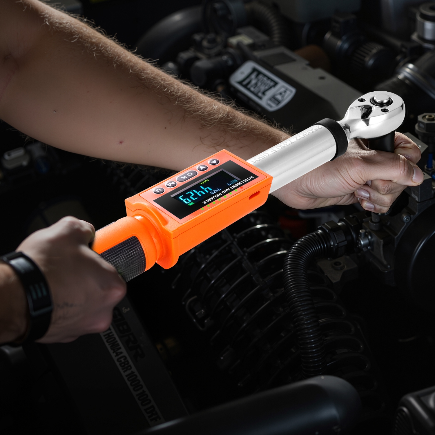 Clé dynamométrique numérique à 72 dents VEVOR, entraînement 3/8, 0 99,57 lbf-ft / 0-135 N.m, clé électronique à couple de précision de ±2 % avec