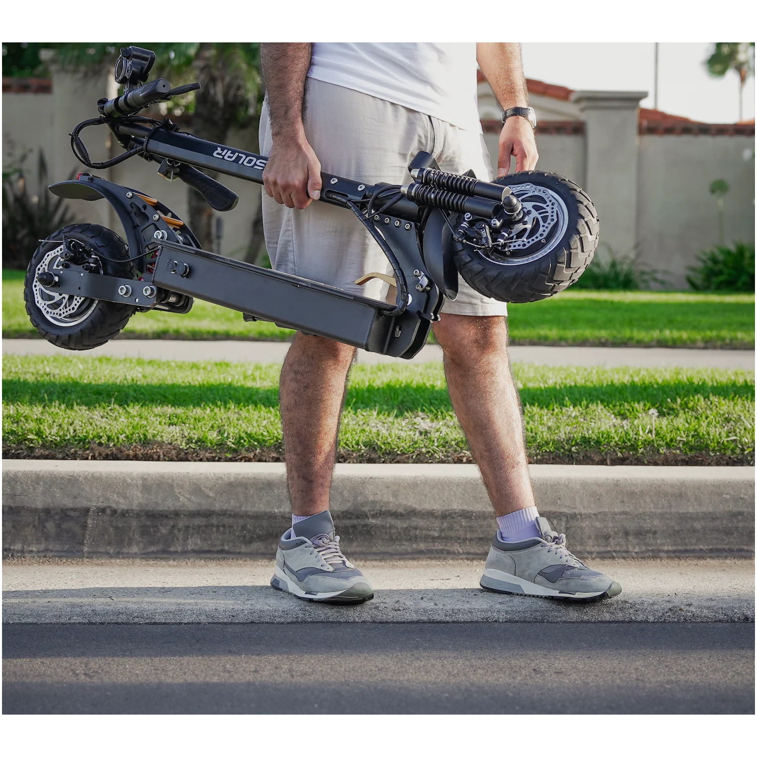 Solar P1 3.0 Electric Scooter, 2,400w Peak Power, 70 KM/hr max speed, 50 KM Range