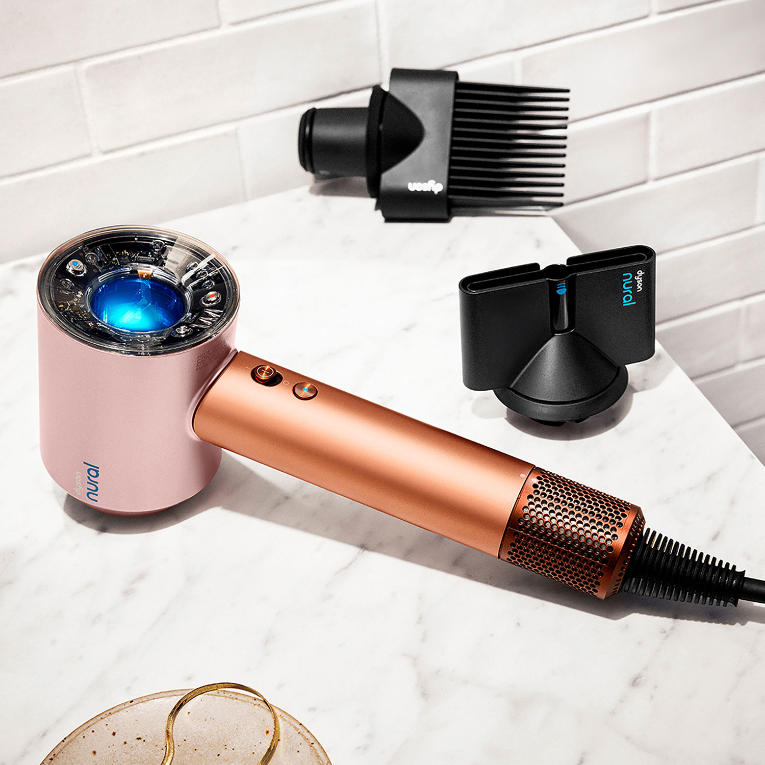 【超美品】Dyson Supersonic Ionic Dyson Supersonic Nural 1600W Hair Dryer - Special Edition - Amber