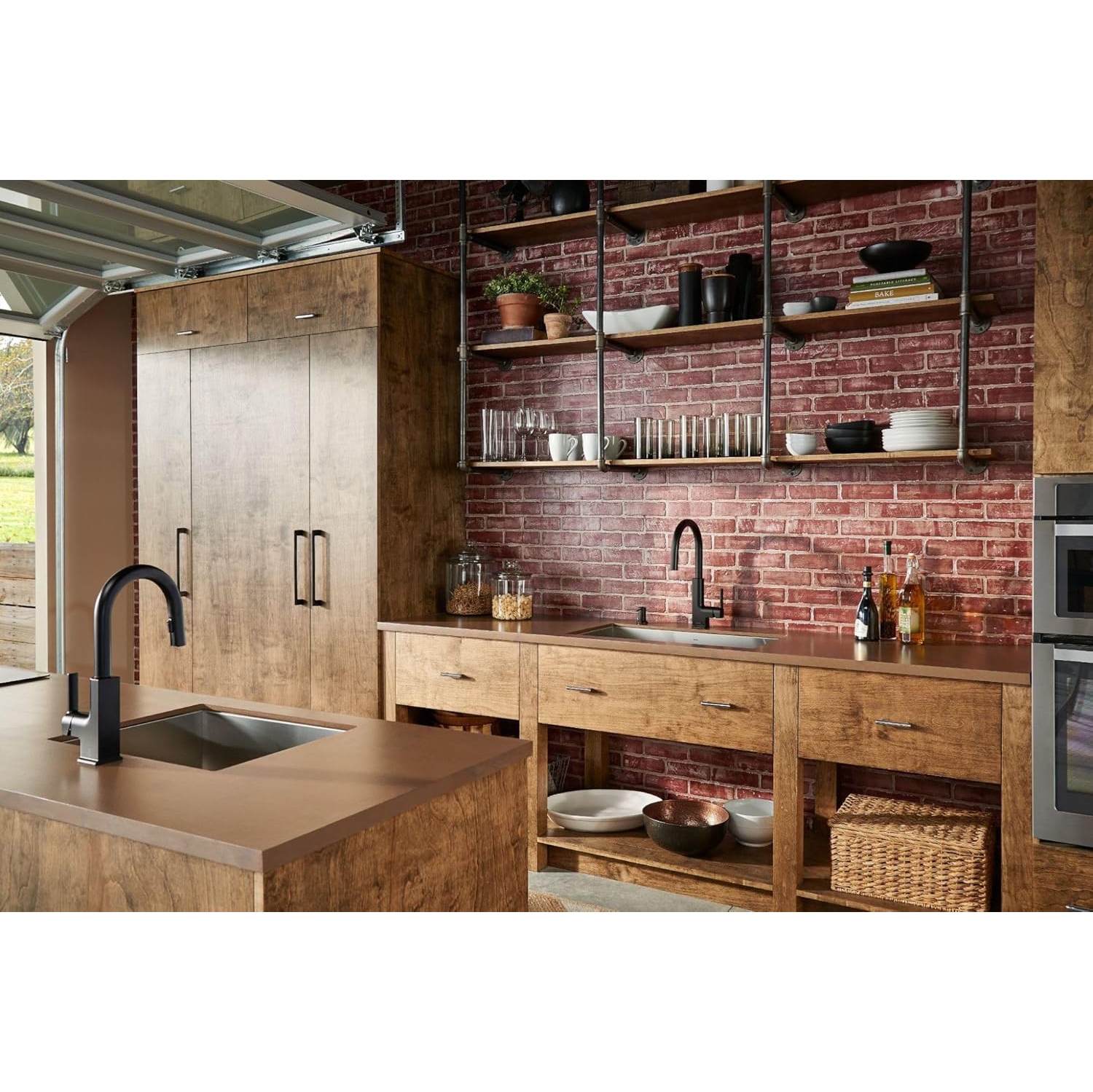 Robinet Moen STO à barre de traction à arc élevé, poignée, S62308BL, noir mat