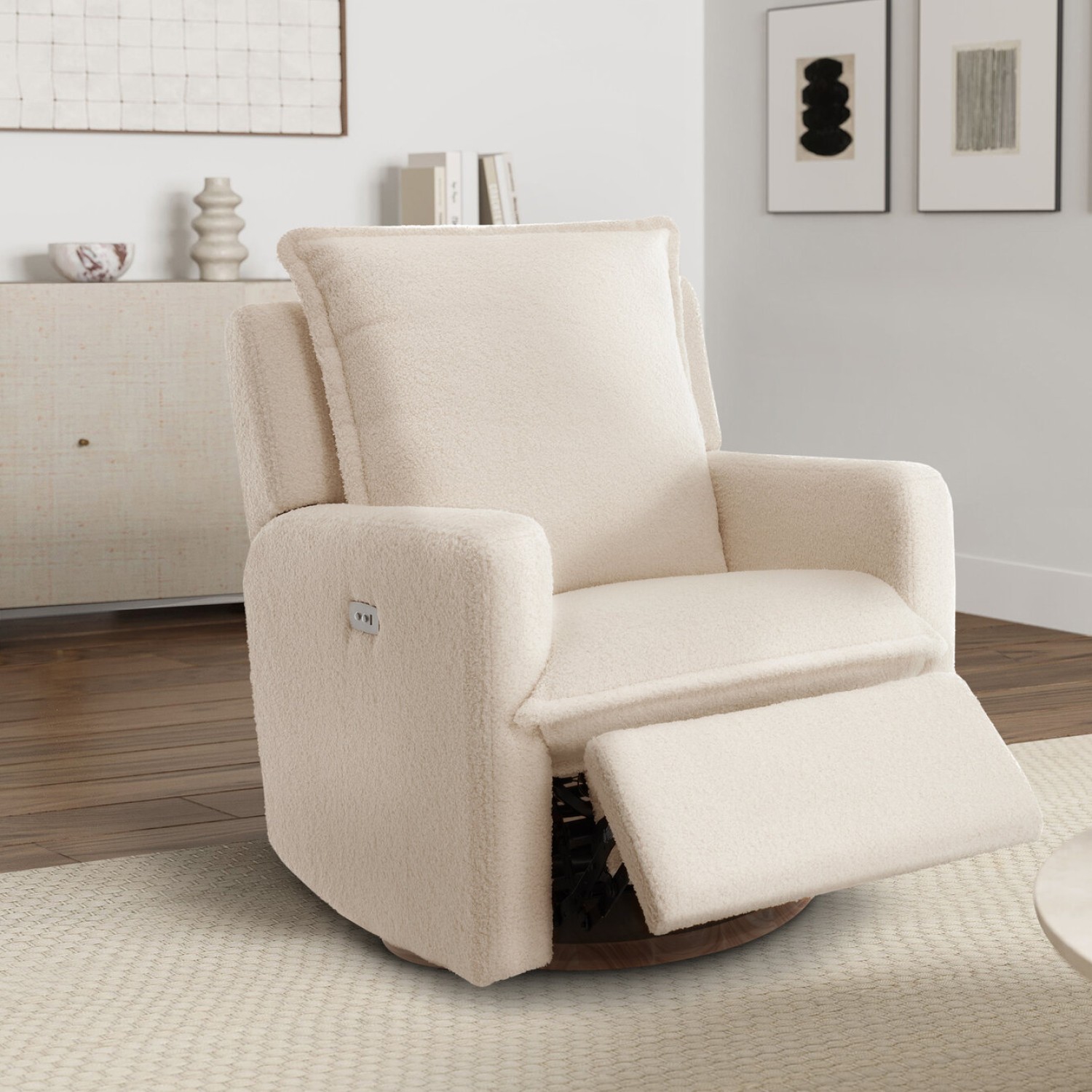 Fauteuil inclinable pivotant en peau de mouton Milo de Valencia - Beige