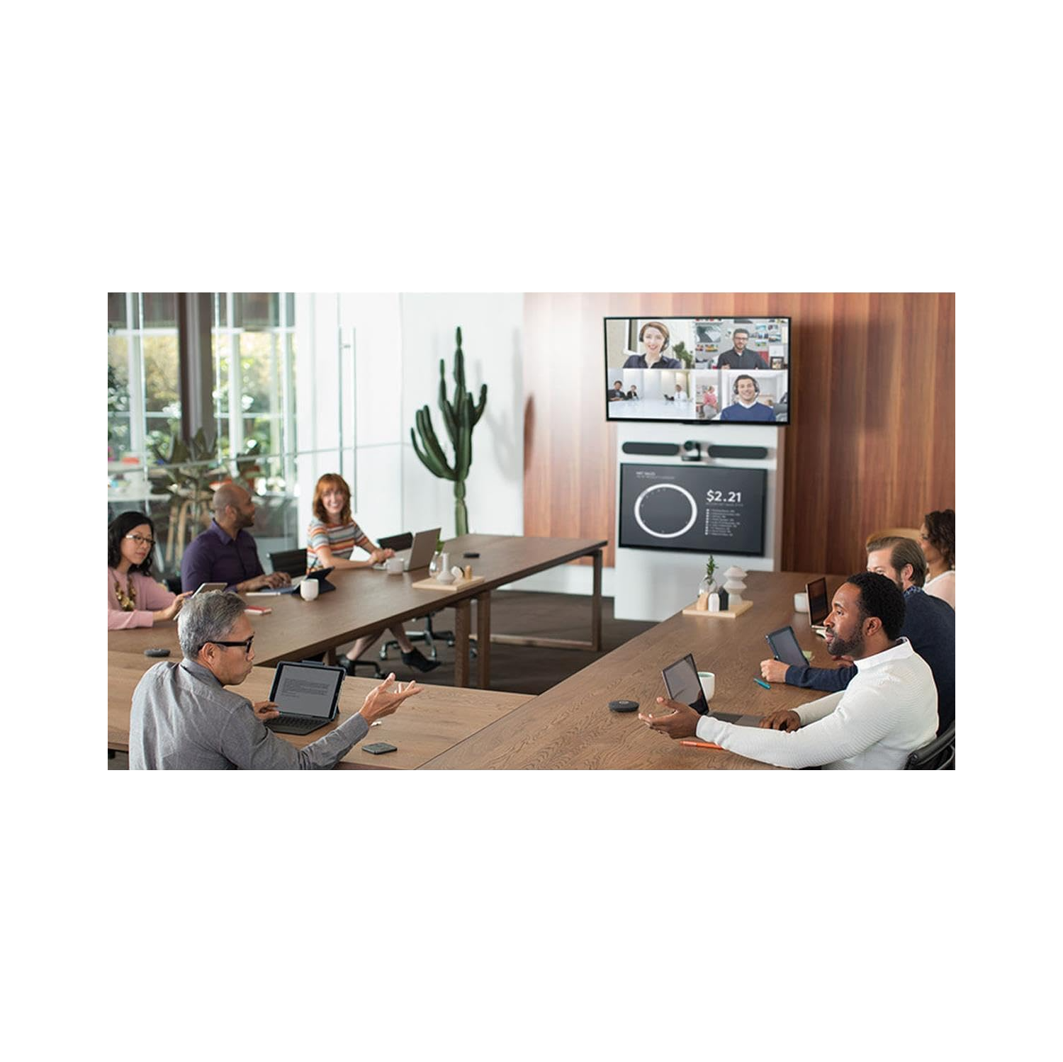 Système de caméra de conférence Ultra HD 4K Rally Plus de Logitech avec deux haut-parleurs et modules de micro