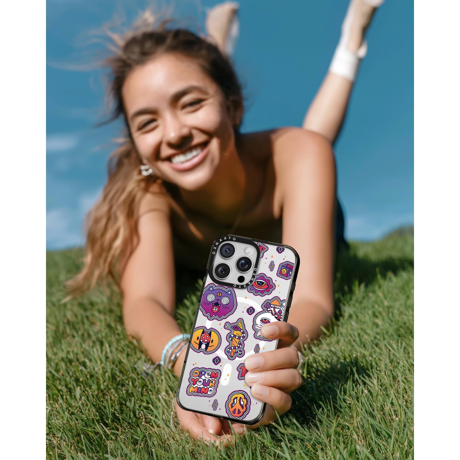 Étui ORNARTO pour iPhone 16 Pro de 6,3&nbsp;po avec commande de caméra, compatible avec MagSafe, couverture de protection transparente avec motif