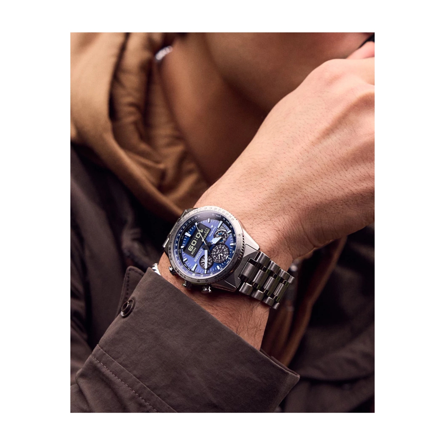 Montre homme Eco-Drive Promaster Skyhawk U830 Citizen boîtier inox argenté et bracelet 43&nbsp;mm cadran bleu