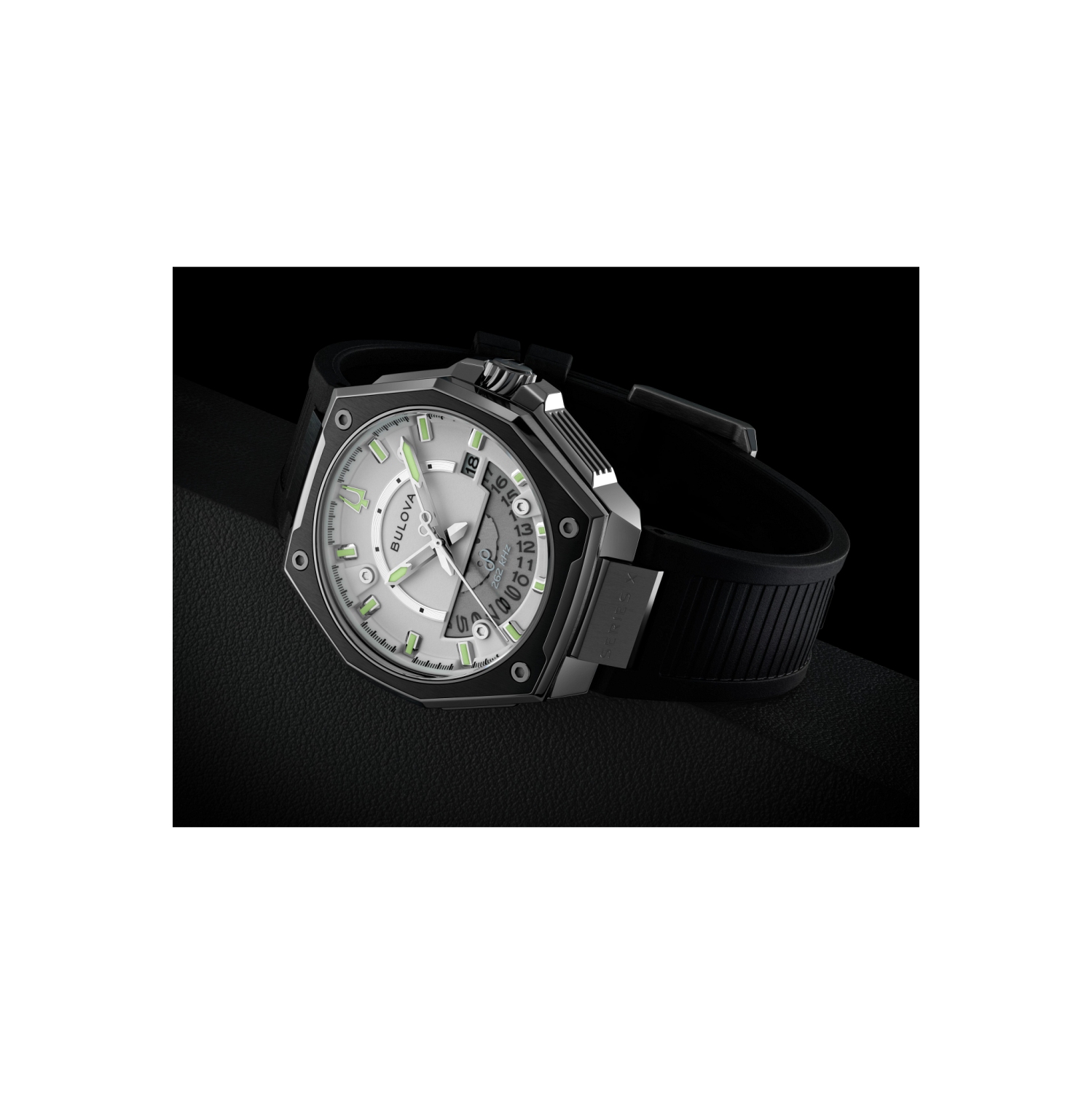 Montre pour hommes série X Precisionist de Bulova 42&nbsp;mm boîtier inox gris bracelet caoutchouc noir HNBR cadran blanc luminescent