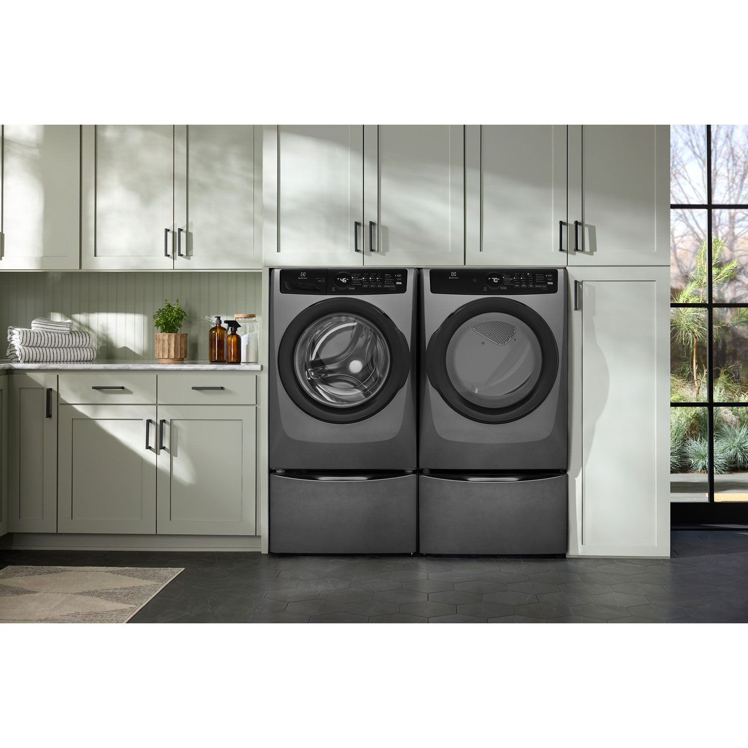 Electrolux 8.0 Cu. Ft. Electric Steam Dryer - Titanium