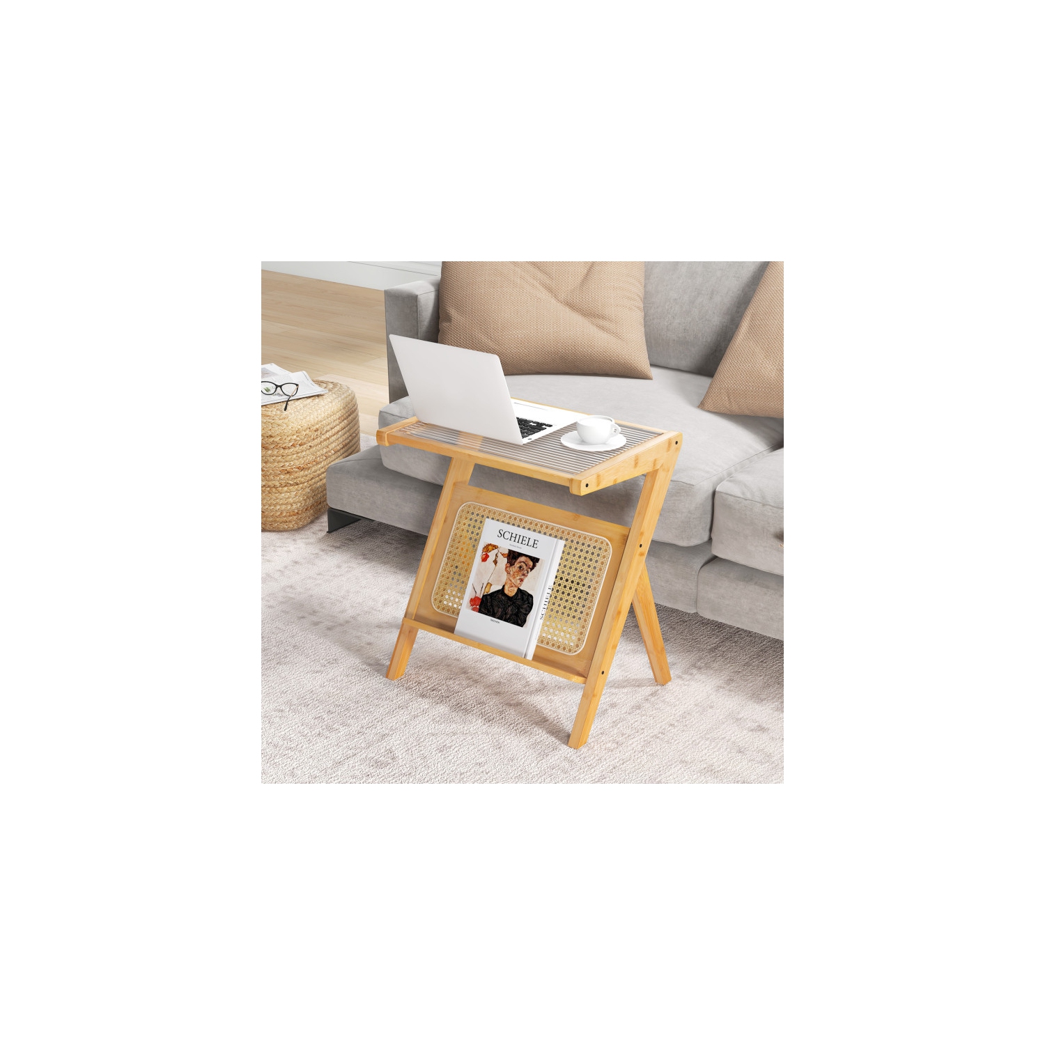 Table de bout avec porte-revues et dessus en verre trempé pour le salon