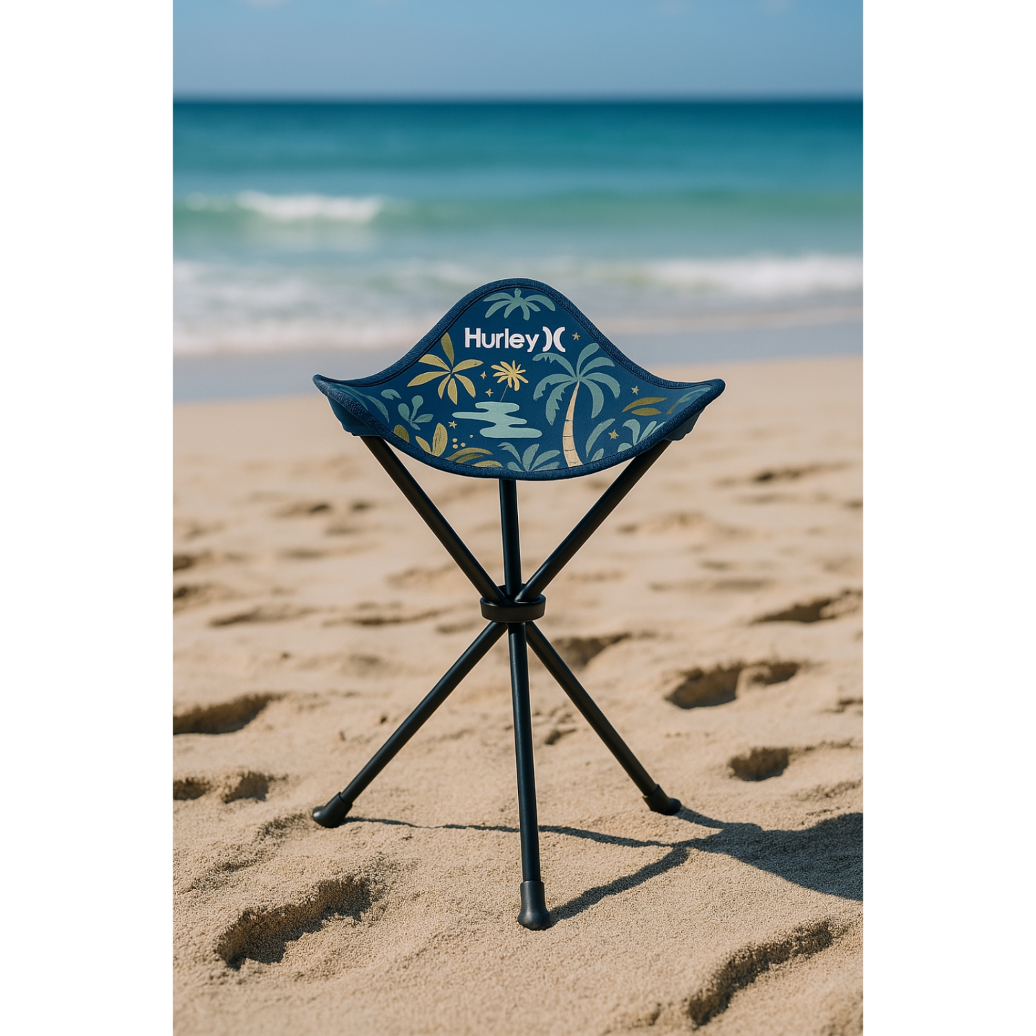 Tabouret pliable à trois pattes avec motif palmier de Hurley et sac de voyage