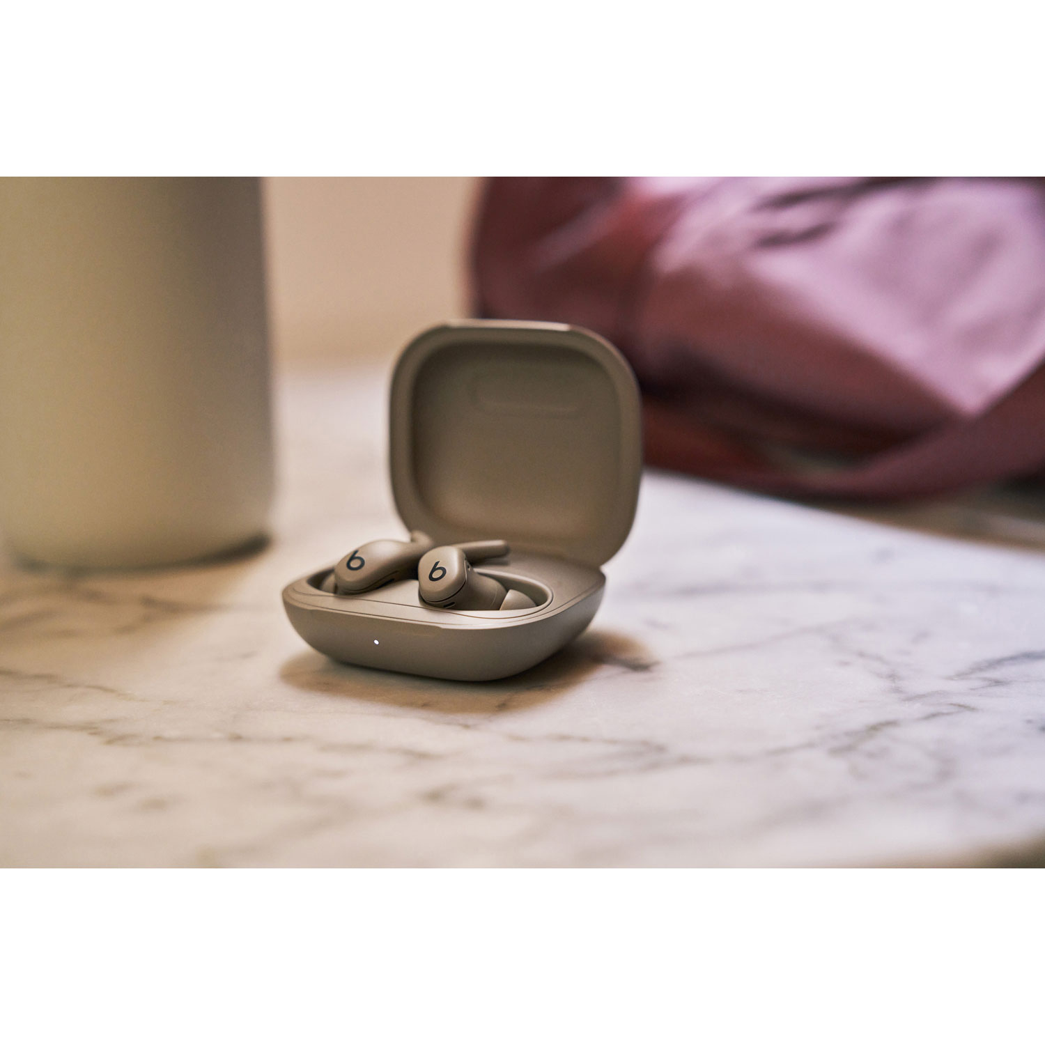 Écouteurs boutons 100 % sans fil à suppression du bruit Powerbeats Fit de Beats by Dr. Dre - Gris anthracite