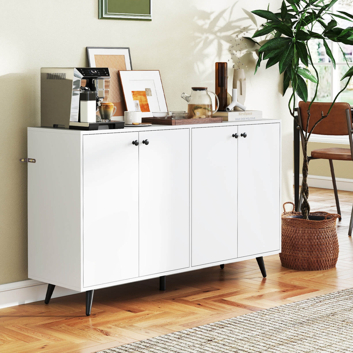 Buffet de Costway – Armoire de rangement moderne à 4 portes Mid Century Armoire d'appoint 50&nbsp;po brun/blanc