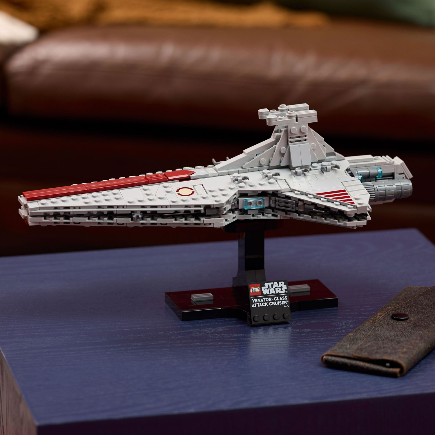 LEGO Star Wars: Venator-Class Attack Cruiser - 643 Pieces