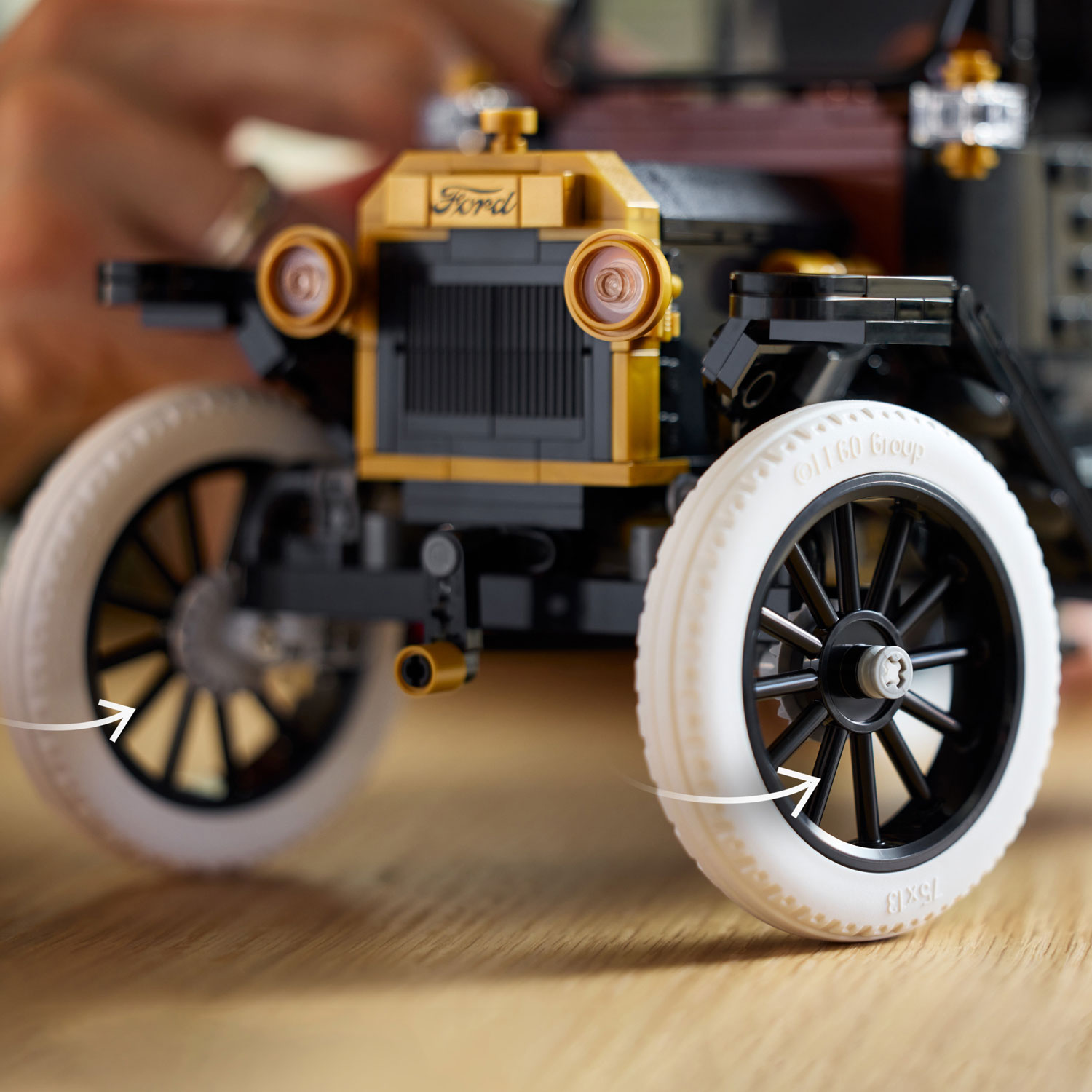 LEGO Icons: Ford Model T - 1060 Pieces