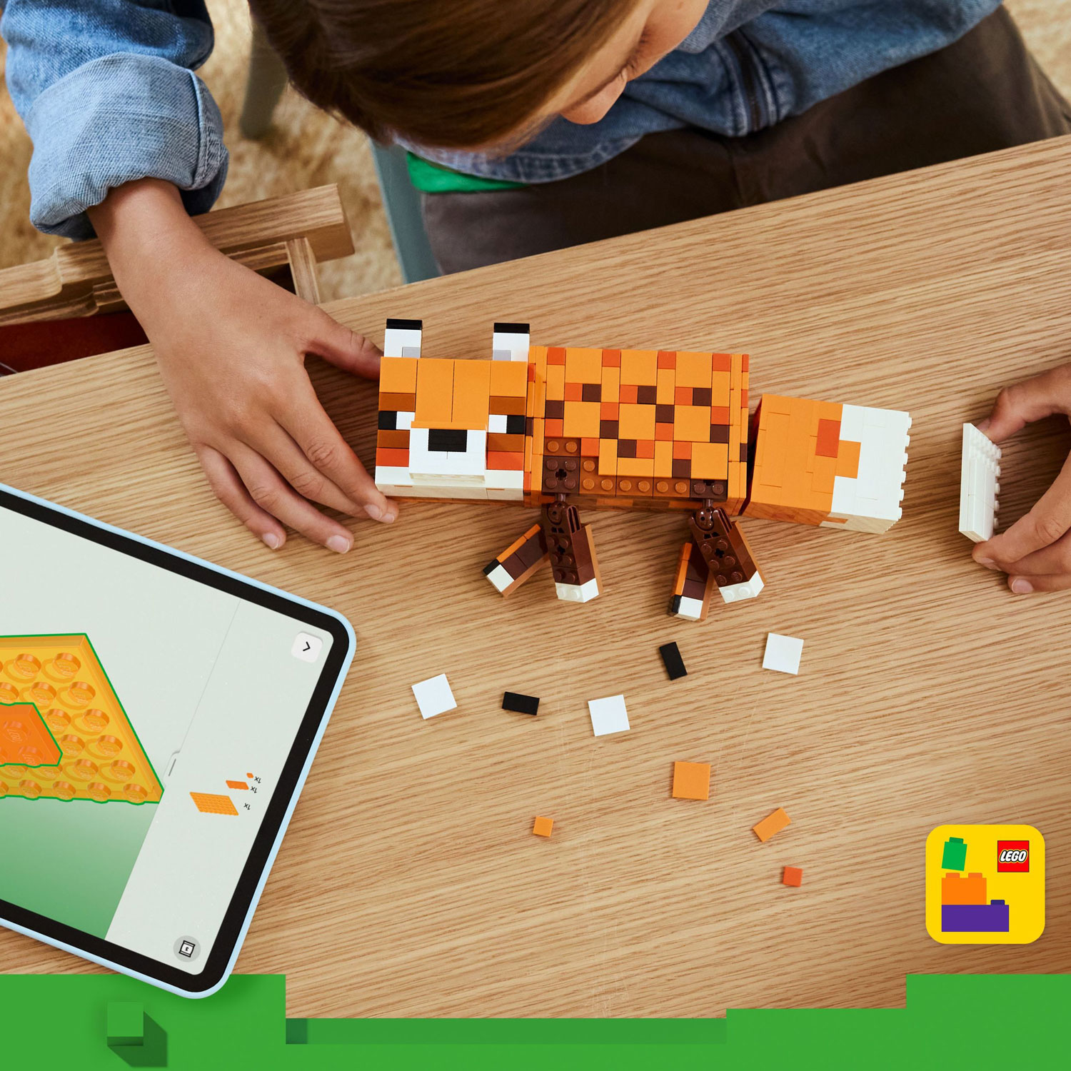 LEGO Minecraft: The Fox - 497 Pieces