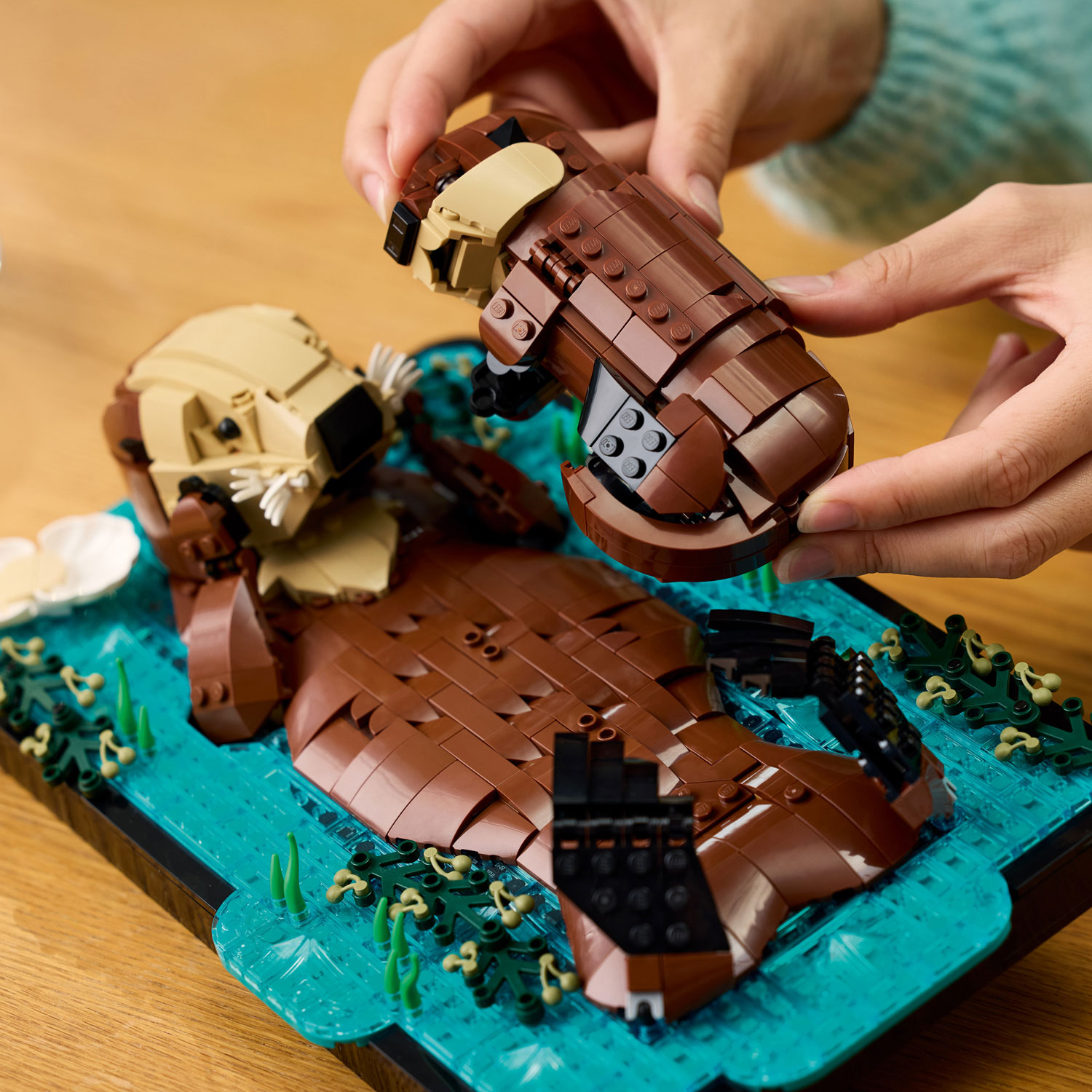 LEGO Ideas: Floating Sea Otters - 1234 Pieces