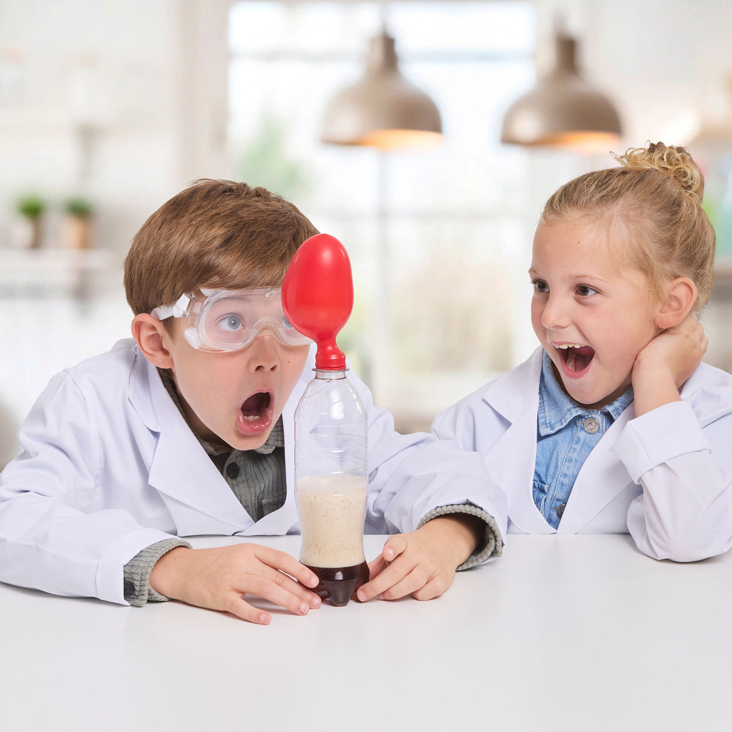 Brainstorm Cool Chemistry Kids Actiivity Set