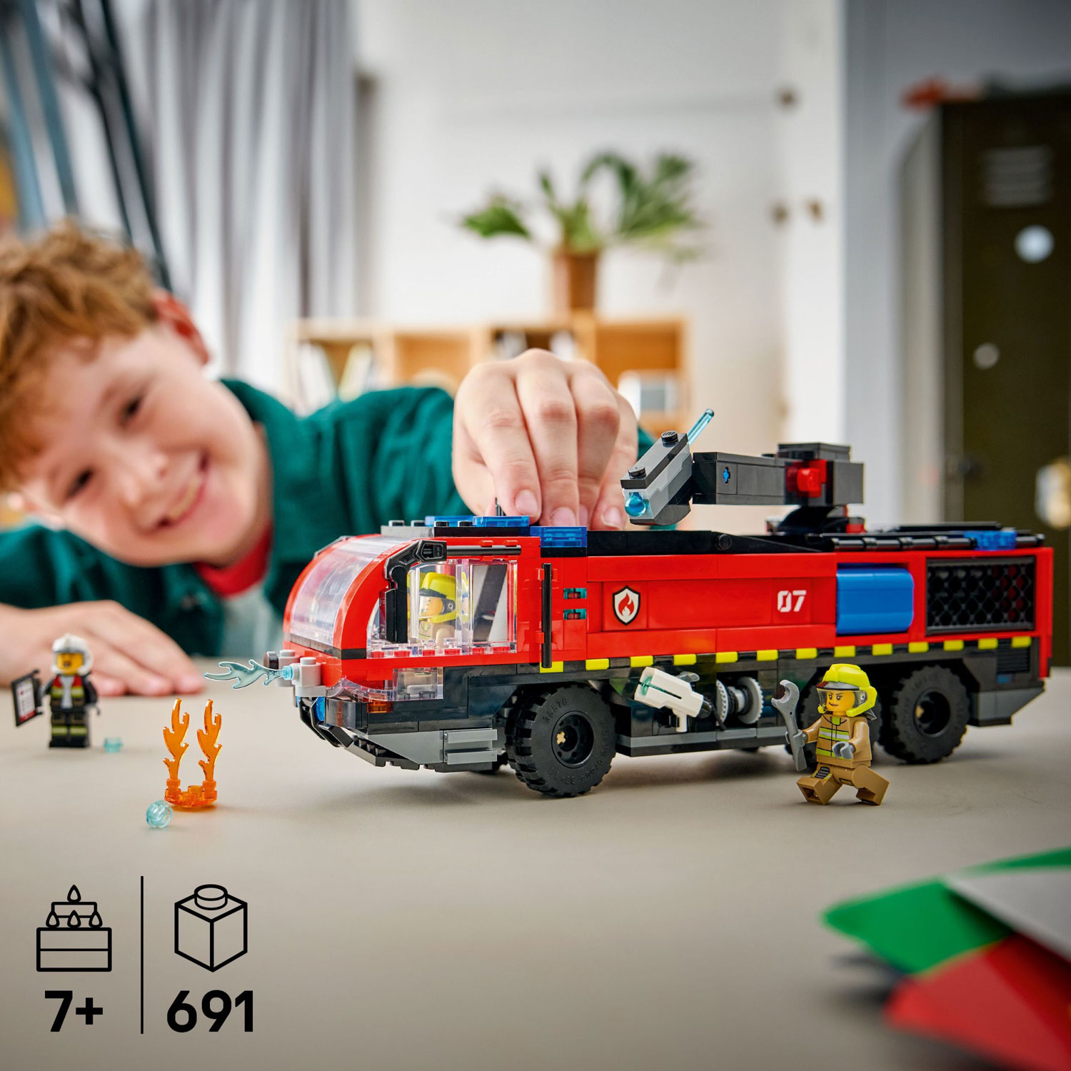 LEGO City Pompiers : Le camion de pompiers de l'aéroport - 691 pièces