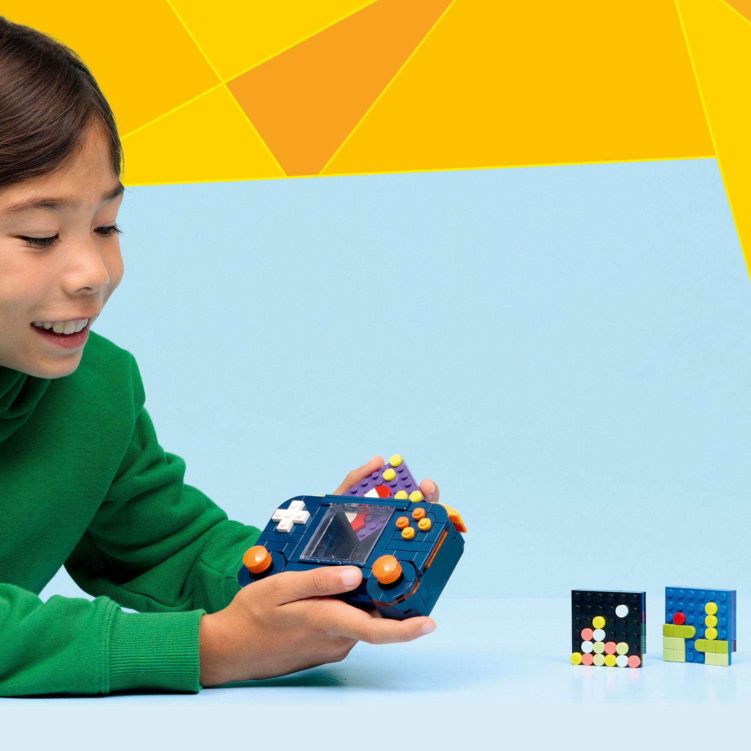 LEGO Creator : trois-en-un La console de jeu rétro - 268 pièces