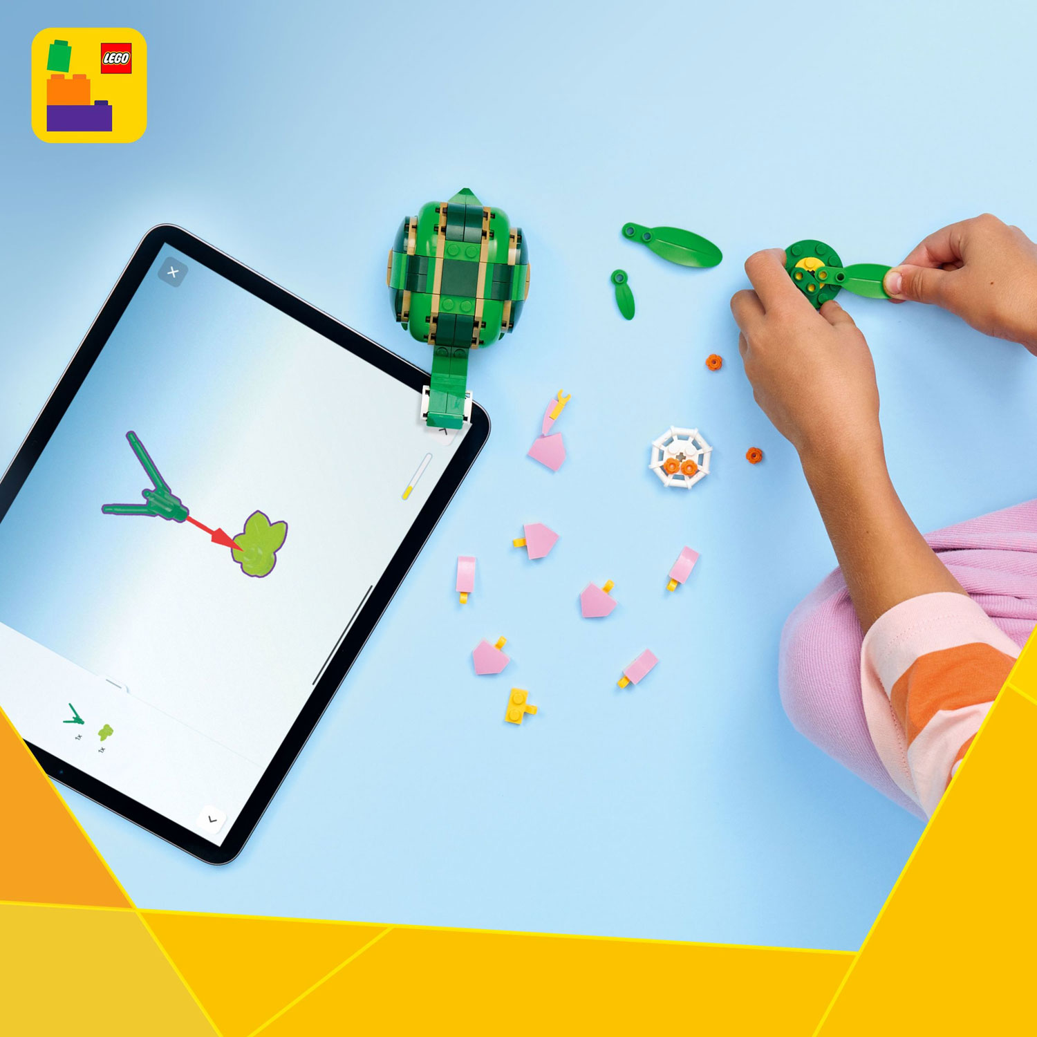 LEGO Creator: 3 in 1 Turtle with a Water Lily Flower - 124 Pieces