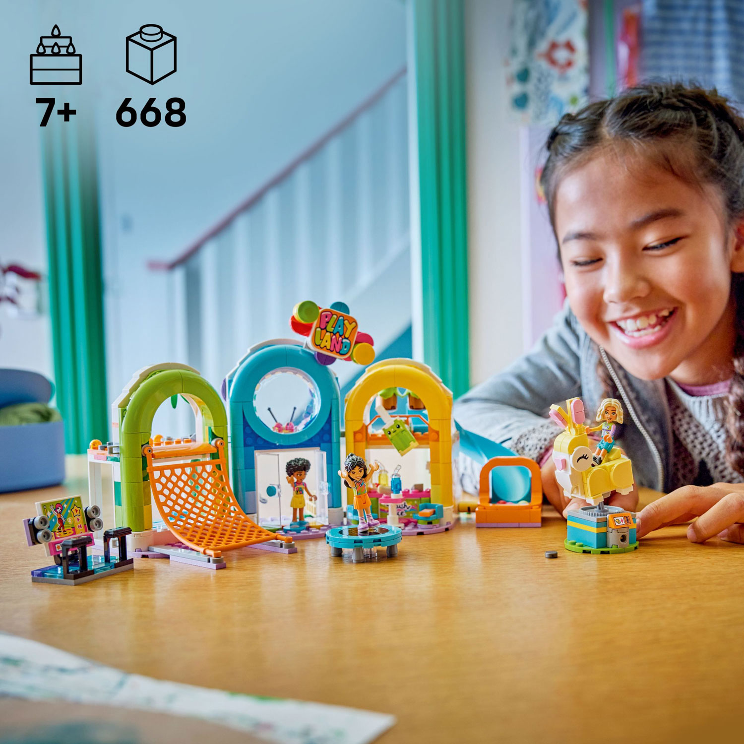 LEGO Friends : L'aire de jeux intérieure amusante - 668 pièces