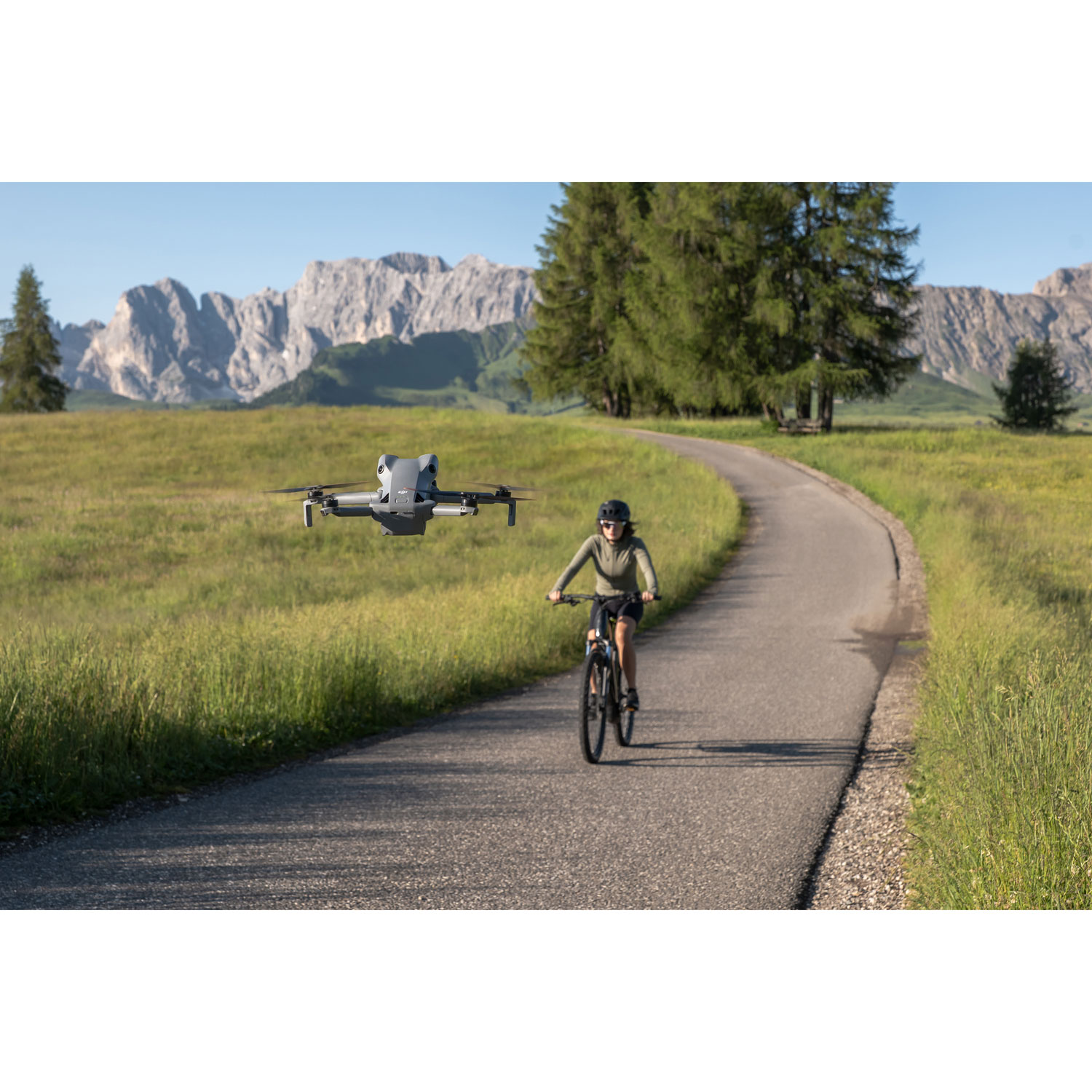 Quadricoptère Mini 5 Pro de DJI avec télécommande - Gris