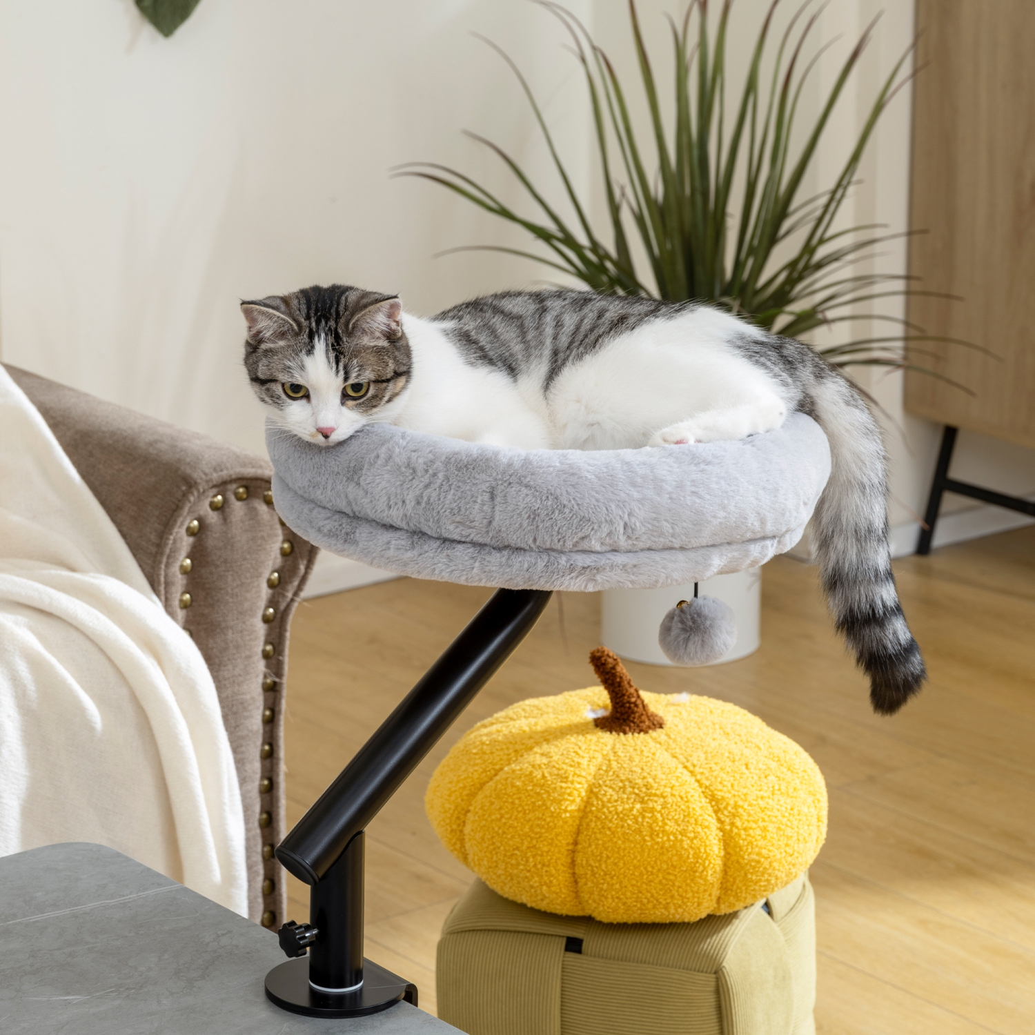 PawHut – Lit de bureau pour chat, lit de chat pivotant à 360° à hauteur réglable pour bureau à domicile, hamac pelucheux lavable en forme de chatons