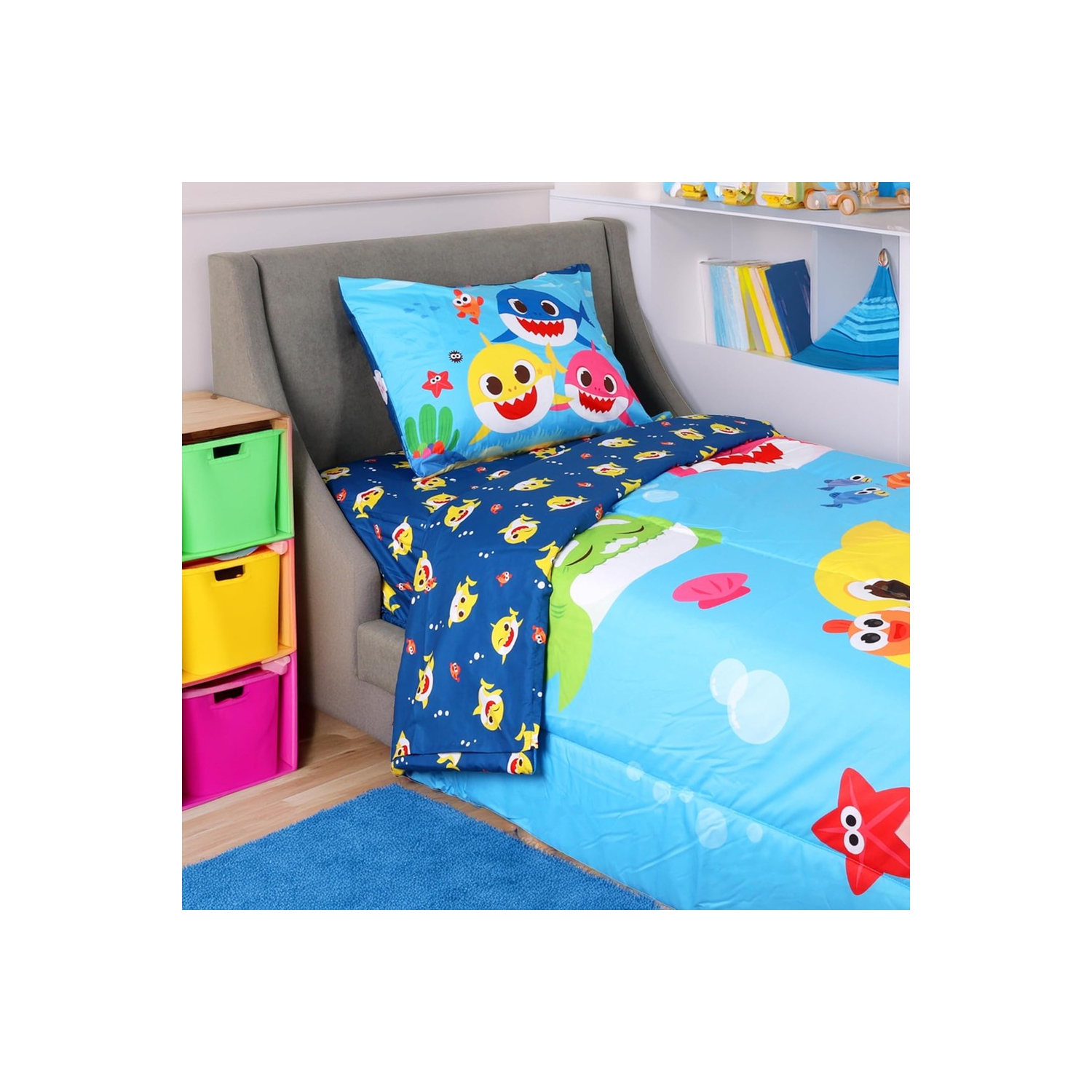 Ensemble de literie pour lit simple Baby Shark – Ensemble 4 pièces pour enfants avec couvre-lit, drap-housse, drap plat et taie d'oreiller