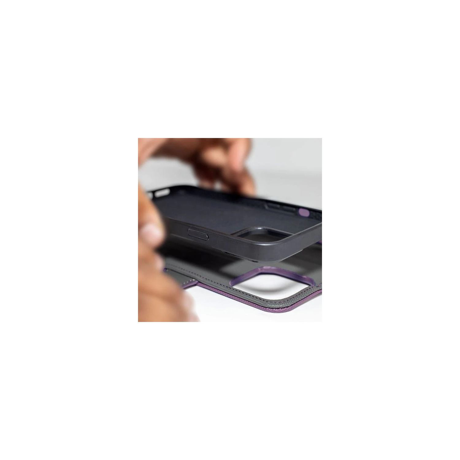 iPhone 17 Pro Max Wallet Case With MagSafe - 5th Ave - Purple