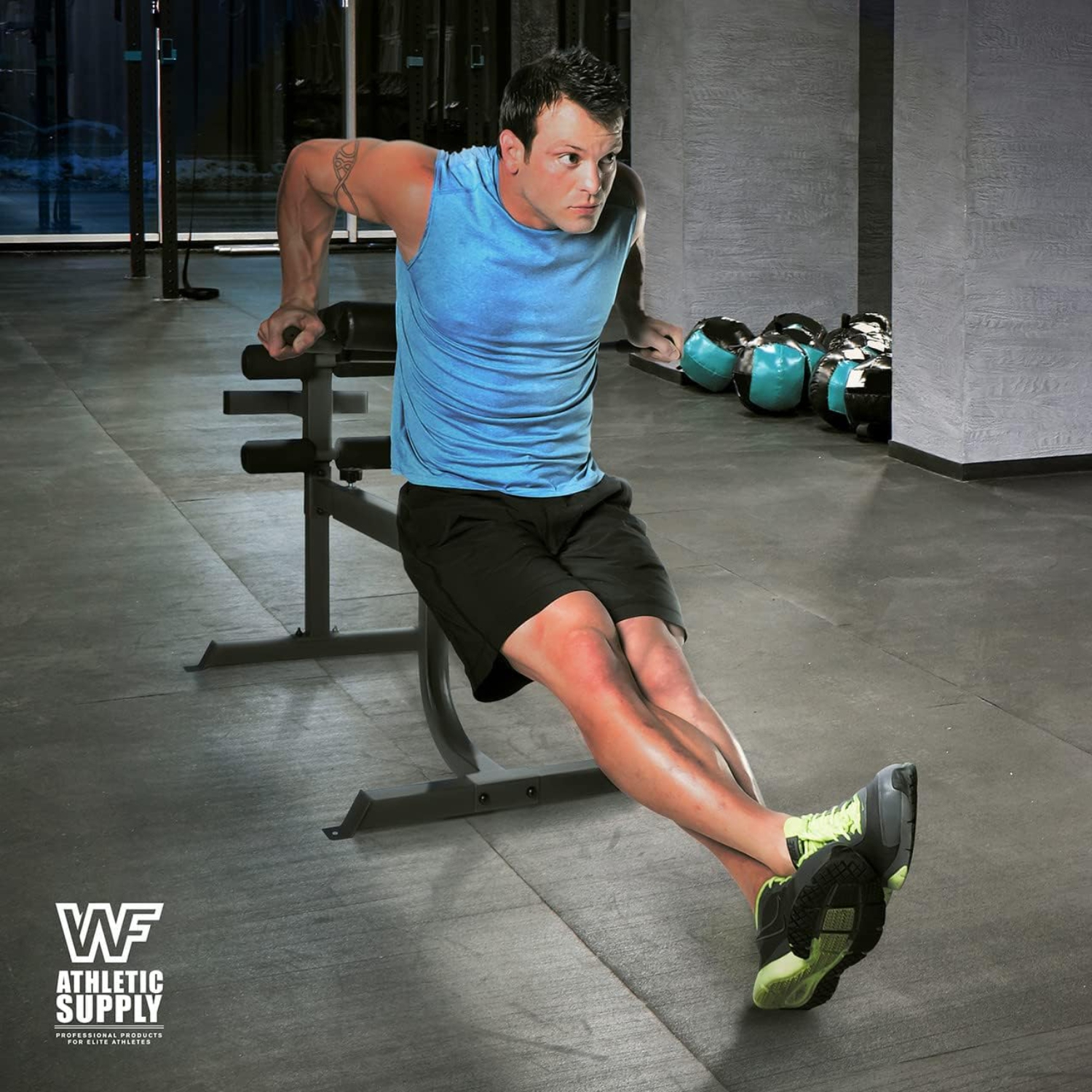 CAPHAUS Adjustable Hyperextension 90 Degree Strength Roman Chair with Handle