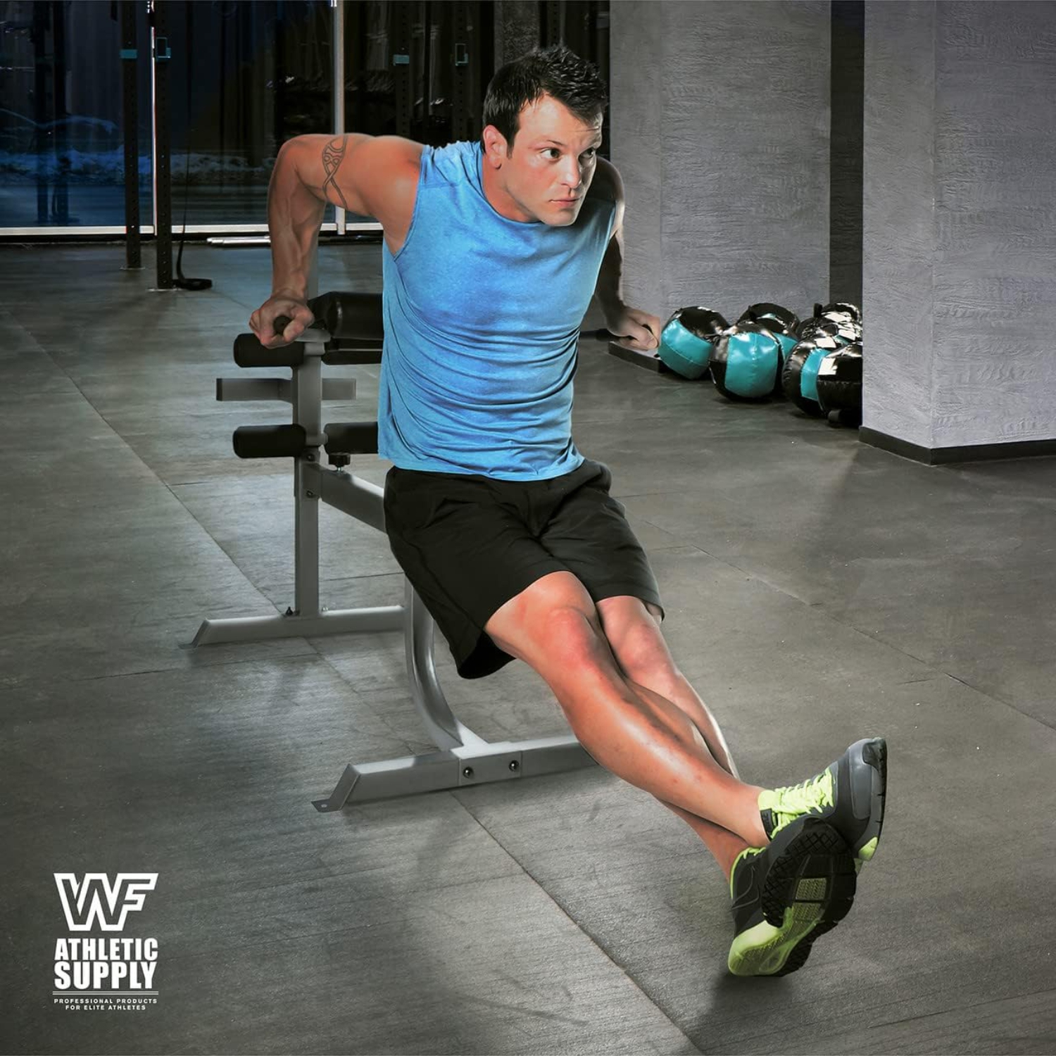 CAPHAUS Adjustable Hyperextension 90 Degree Strength Roman Chair with Handle