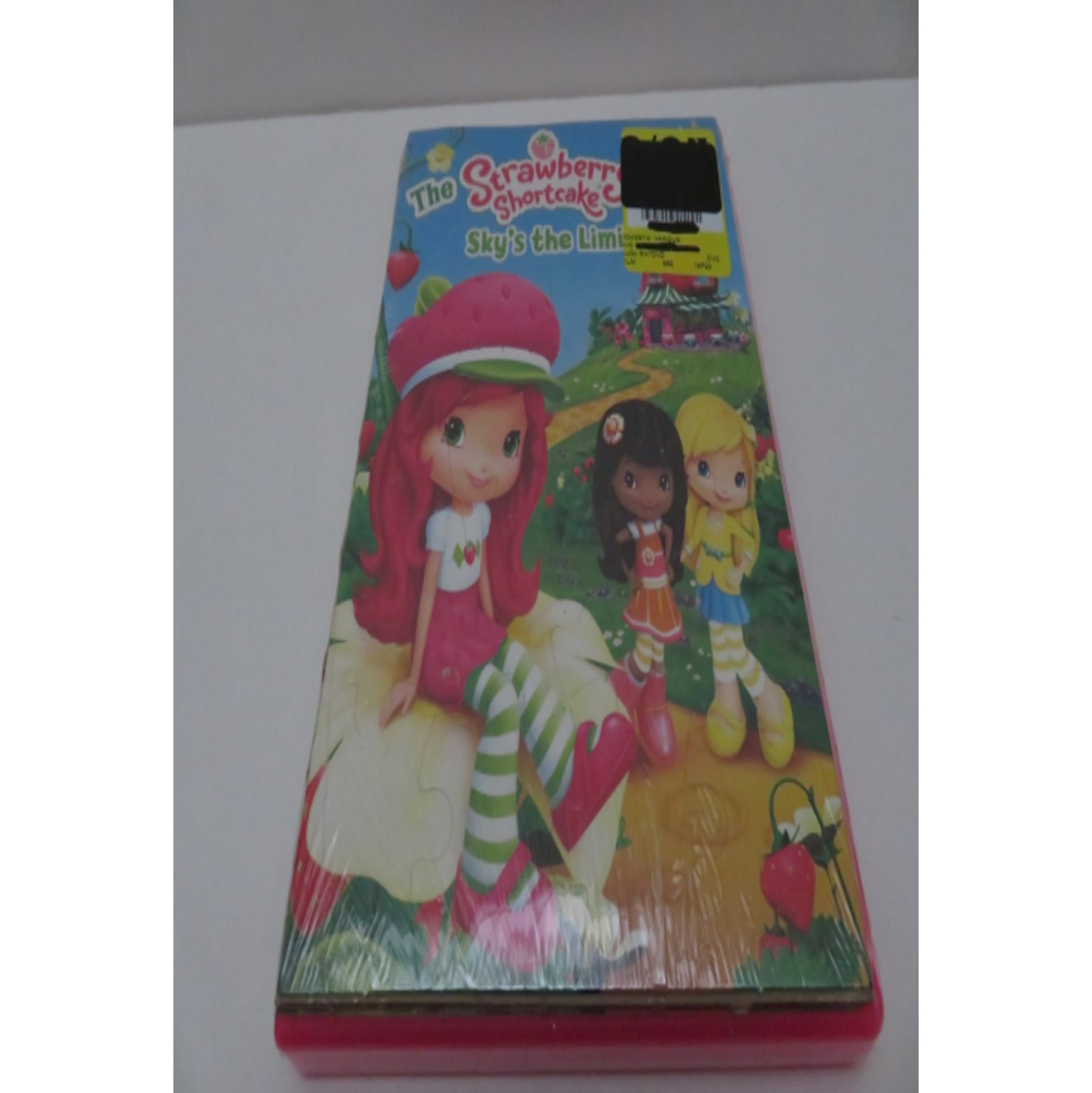 The Strawberry Shortcake Movie - Sky's the Limit [with thin jigsaw puzzle packaged with disc] - [DVD]