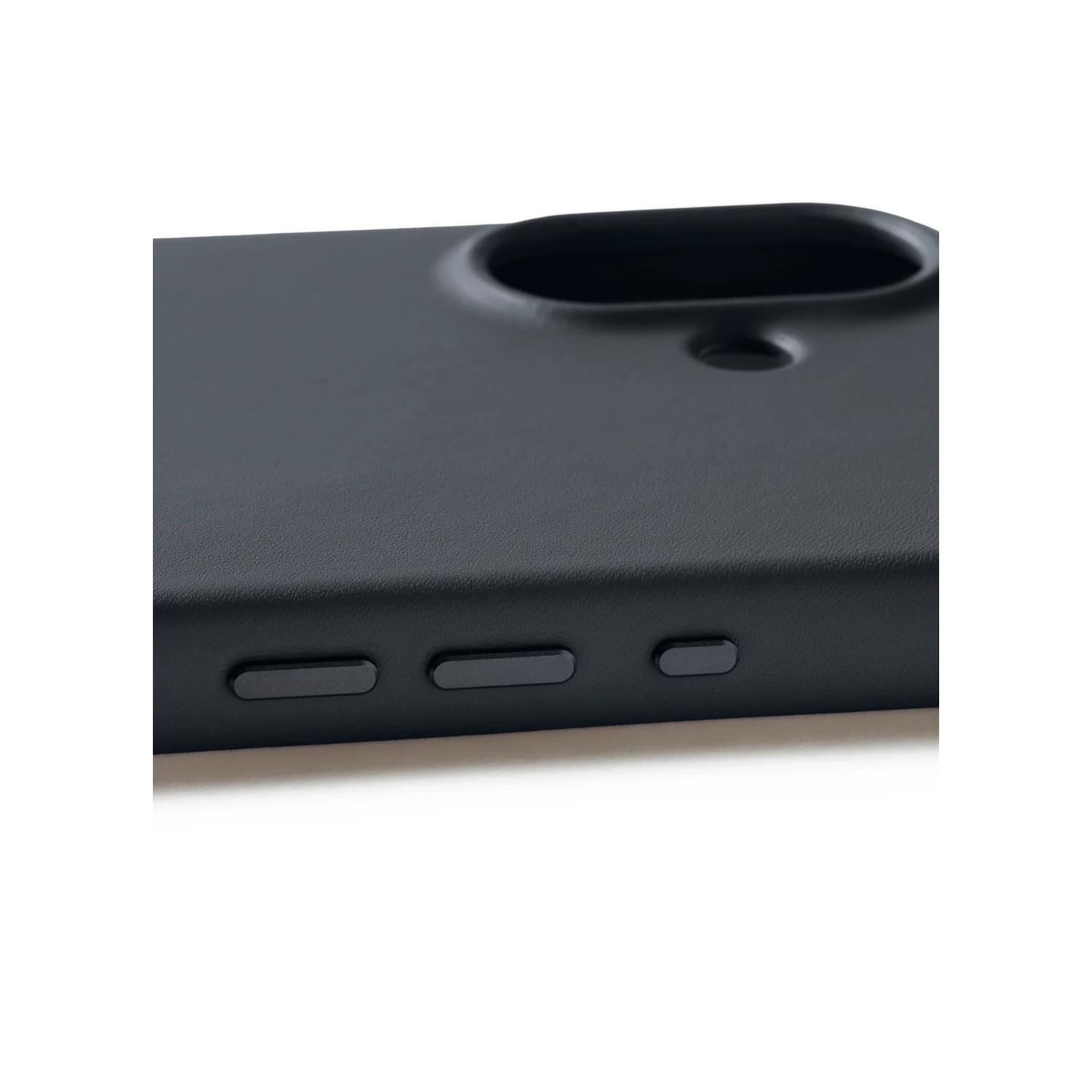 Mujjo Full Leather Case for iPhone 17