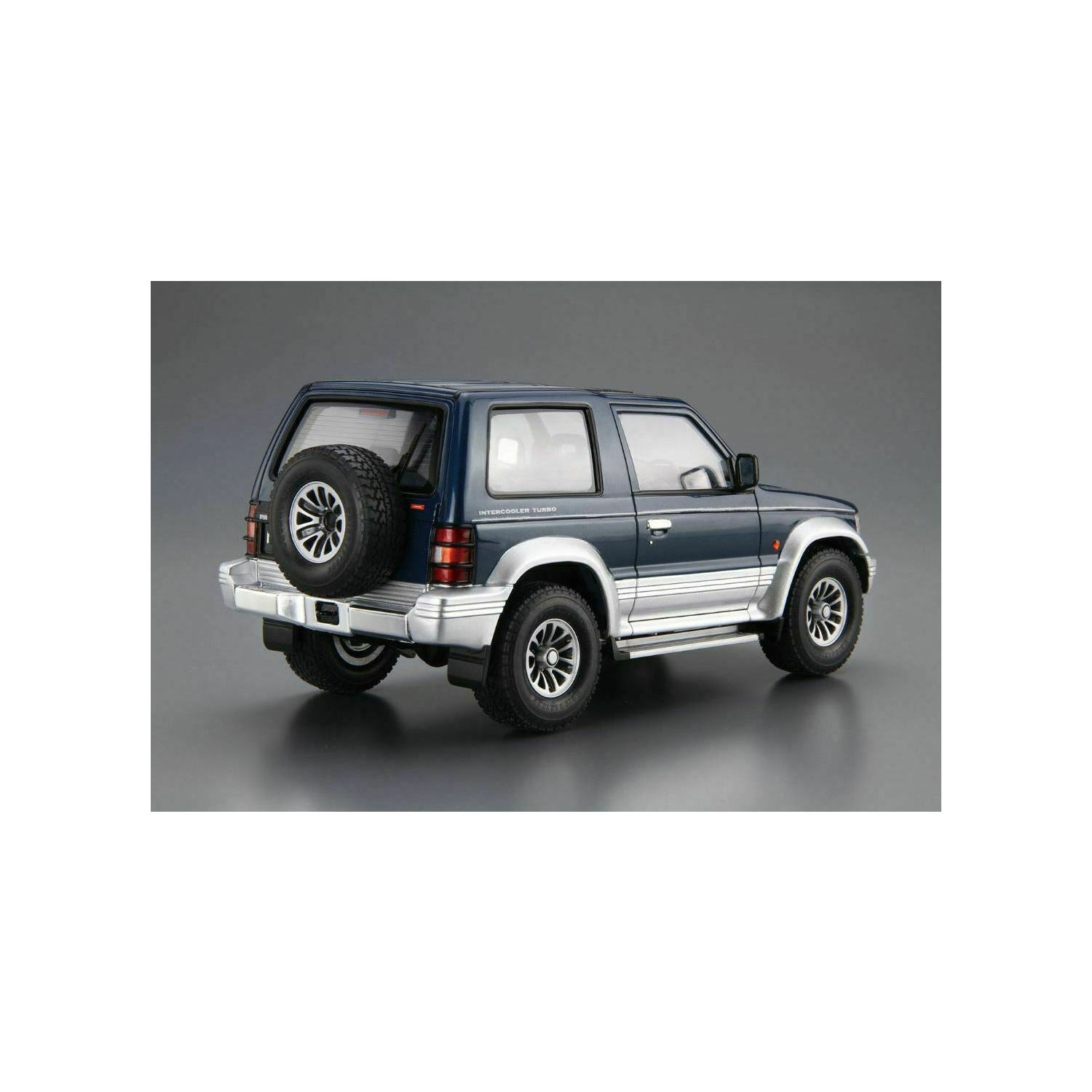 Aoshima 1/24 MITSUBISHI V24WG PAJERO METAL TOP WIDE XR-II '91 Nouveau