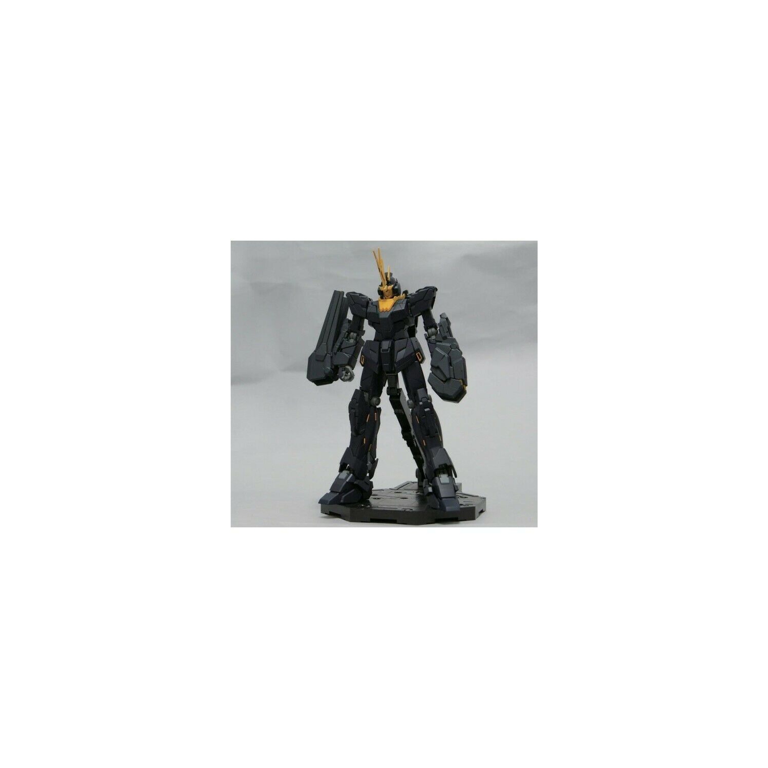 BANDAI Gundam MG 1/100 RX-0 Unicorn Gundam 02 Banshee Nouveau