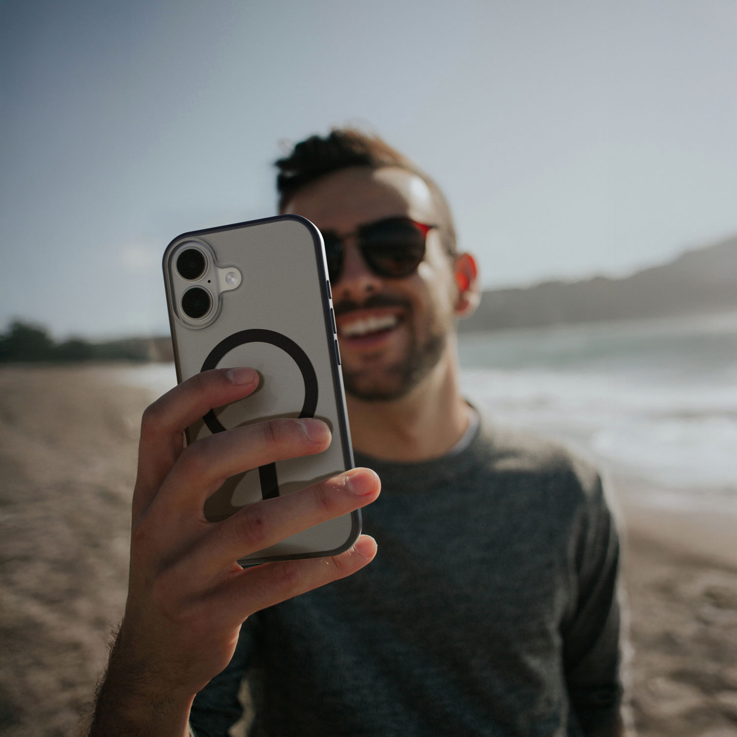 Incase Designs Slim Fitted Hard Shell Case with MagSafe for iPhone 17 - Black