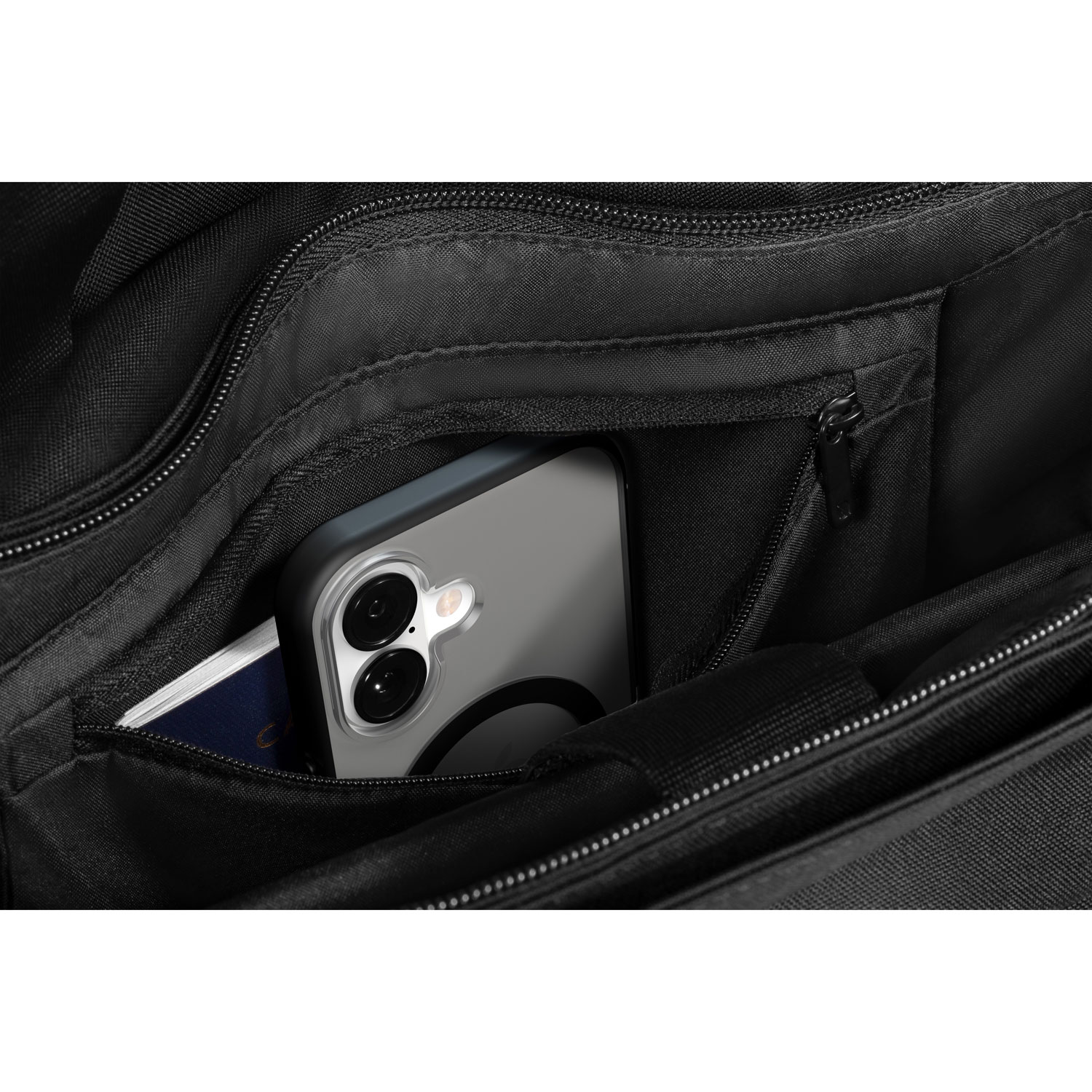 Incase Designs Slim Fitted Hard Shell Case with MagSafe for iPhone 17 - Black