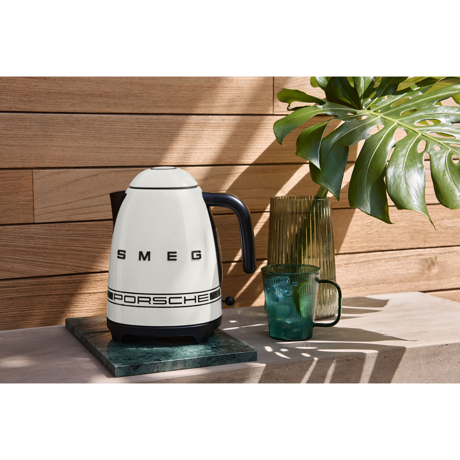 Smeg x Porsche 50's Style Electric Kettle - 1.7L - White - Exclusive Retail Partner
