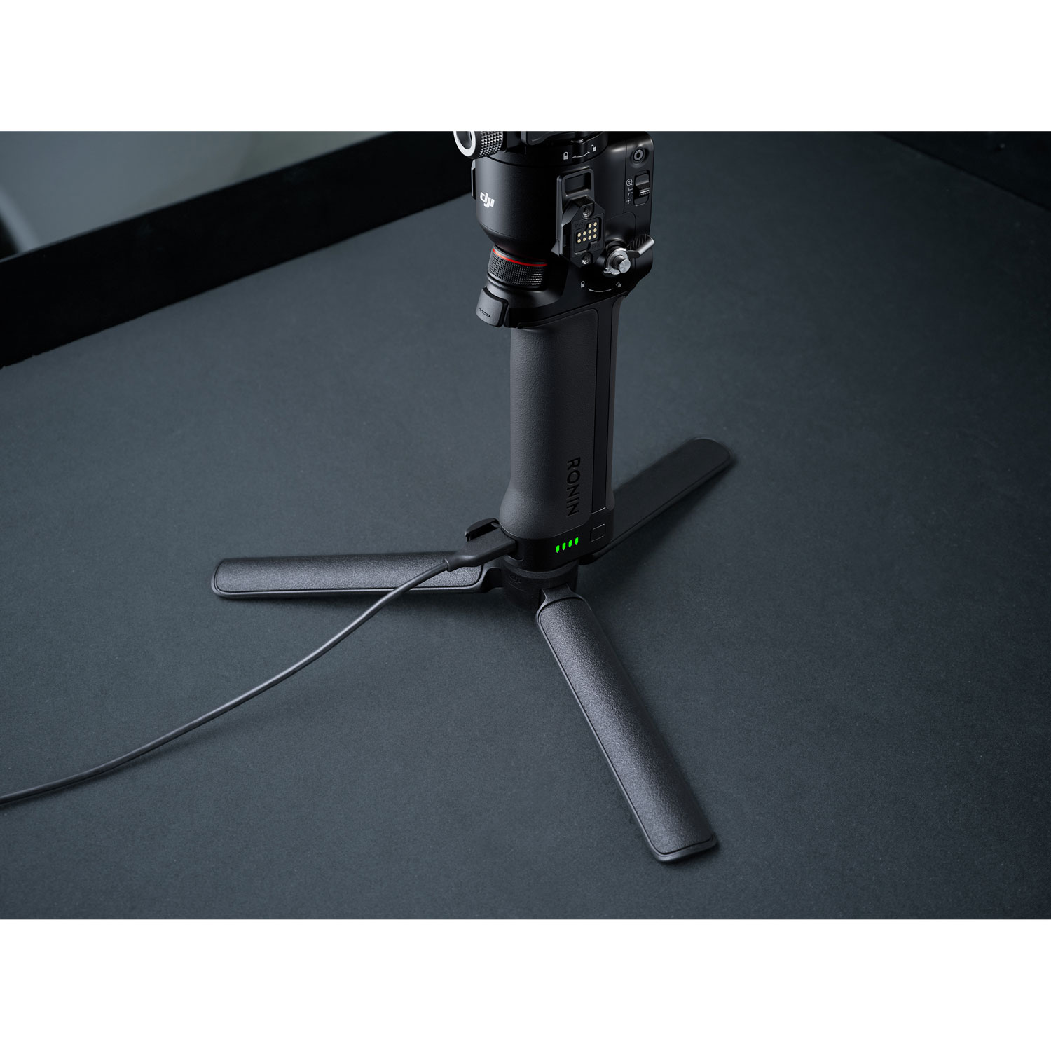 DJI RS 5 Combo Gimbal Stabilizer - Black