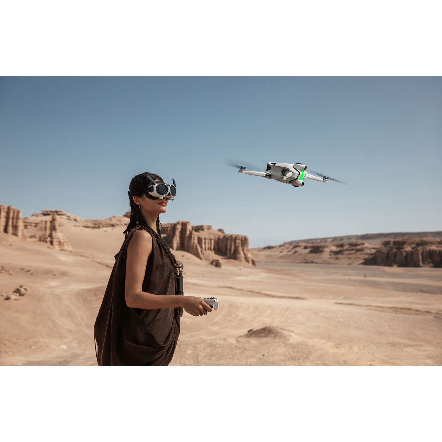 Ensemble avec quadricoptère A1 Explorer d'Antigravity avec caméra et manette - Prêt à voler - Gris