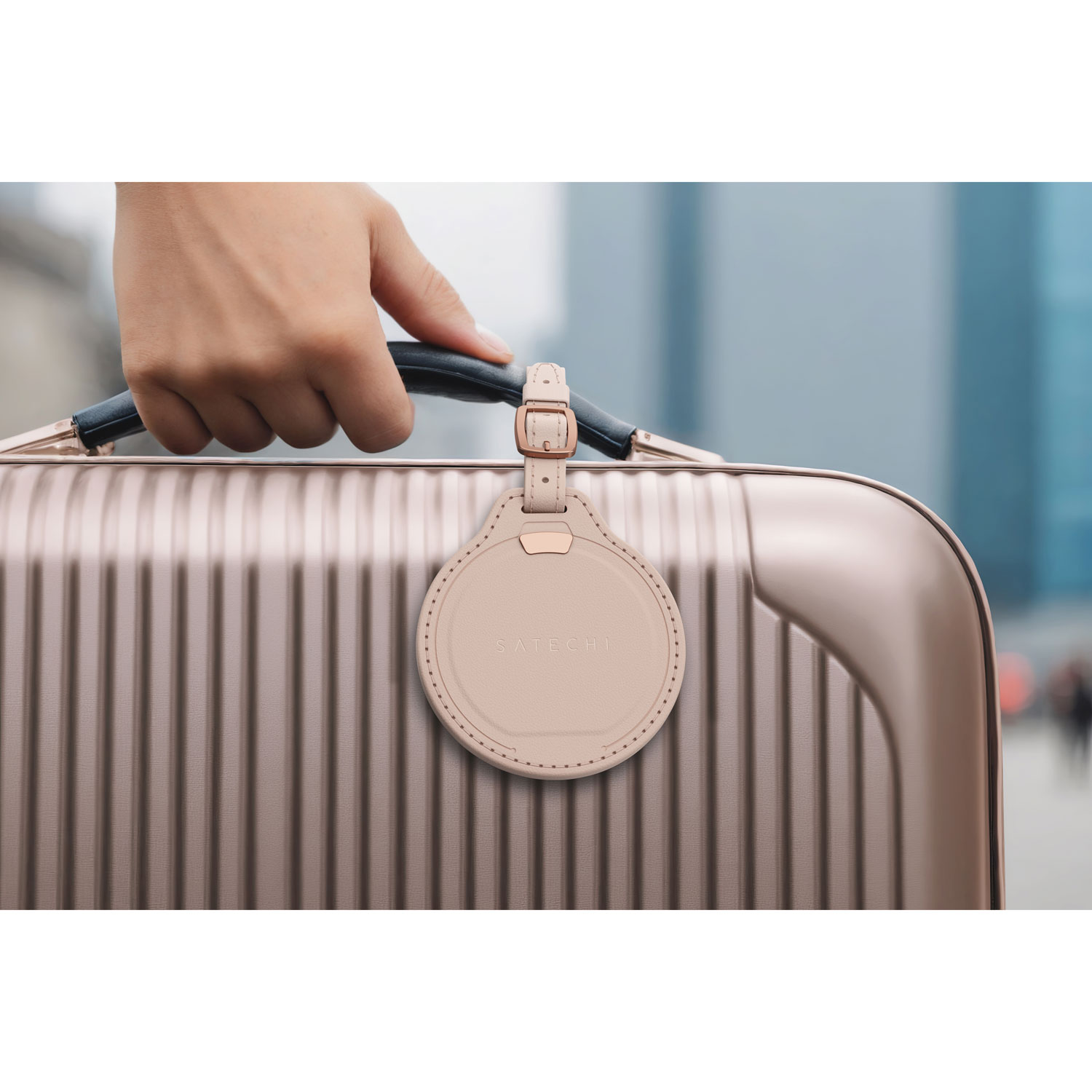 Dispositif de repérage de valise Bluetooth en cuir végétalien FindAll de Satechi - Rose du désert
