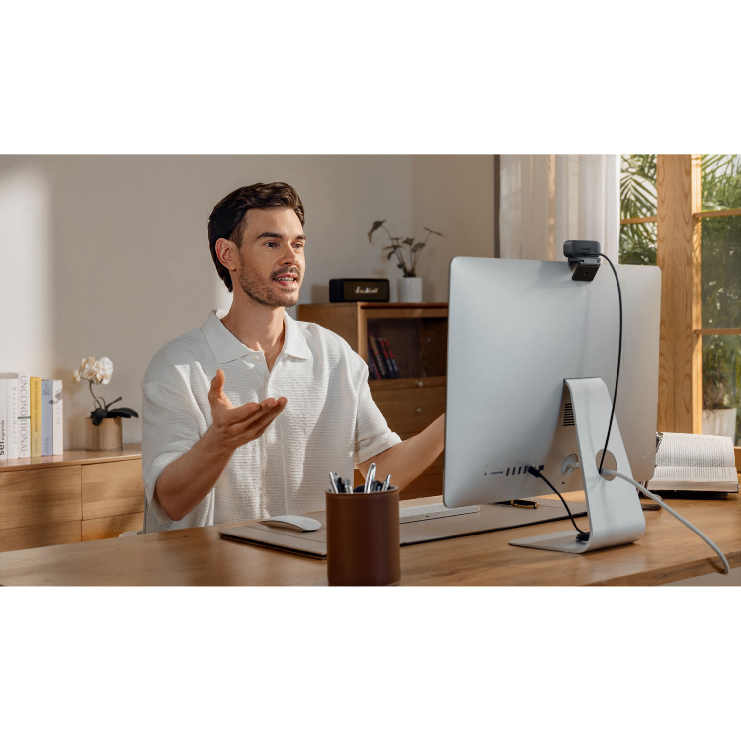 Insta360 Link 2C Pro AI 4K Webcam