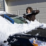 Snow Joe SJBLZD Snow Joe Snow Broom with Ice Scraper and Telescoping Handle