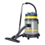 Wet & Dry Commercial Vacuum - Capacity of 7.5 gal (28.5 L) - Electrical Outlet for Power Nozzle - 10' (3 m) Hose - Metal Wands
