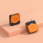 Couleur: Orange