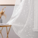 Couleur: Blanc floral