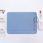 Couleur: Bleu