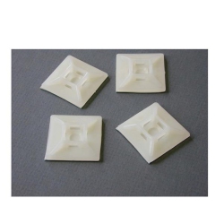 STARTECH Self-Adhesive Nylon Cable Tie Mounts - Pkg Of 100