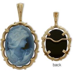 ELITE JEWELS 14 Karat Gold Blue Agate Cameo Pendant With 18" Chain In Yellow