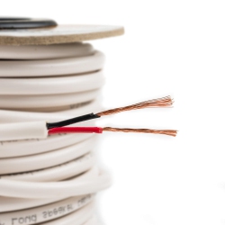 PRIMECABLES Monoprice 2821 250Ft 14Awg Cl2 Rated 2-Conductor Loud Speaker Cable for In-Wall Installation