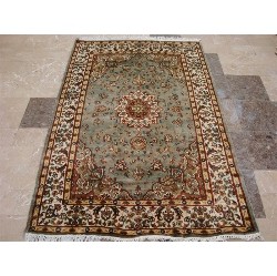 AHMEDANI Awesome Exotic Silver Floral Medallion Area Rug Hand Knotted Wool Silk Carpet (6 X 4)' In Grey
