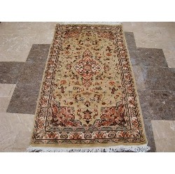 AHMEDANI Wow Floral Medallion Hand Knotted Wool Silk Carpet 5.3' X 3.0' Area Rug - Cream